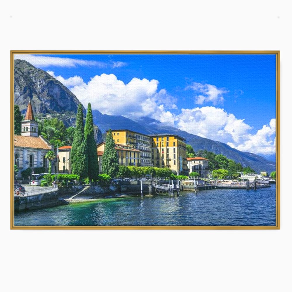 Tablou canvas cu peisaj urban pe malul lacului, in rama de aluminiu auriu