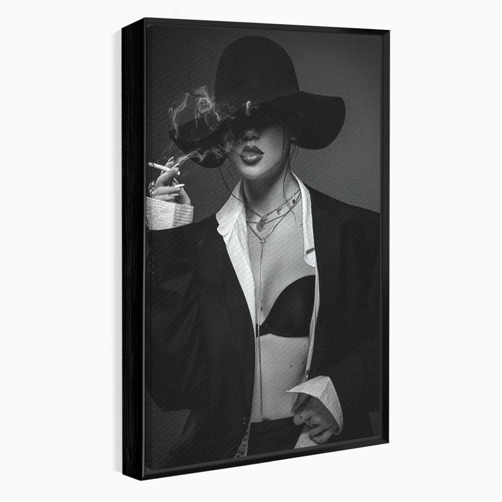 Tablou canvas cu tablou canvas cu femeie fumand sub palarie, in rama de aluminiu negru