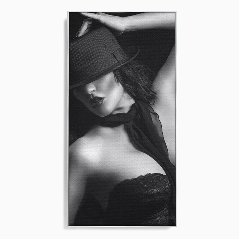 Tablou canvas cu tablou canvas portret feminin noir, in rama de aluminiu argintiu