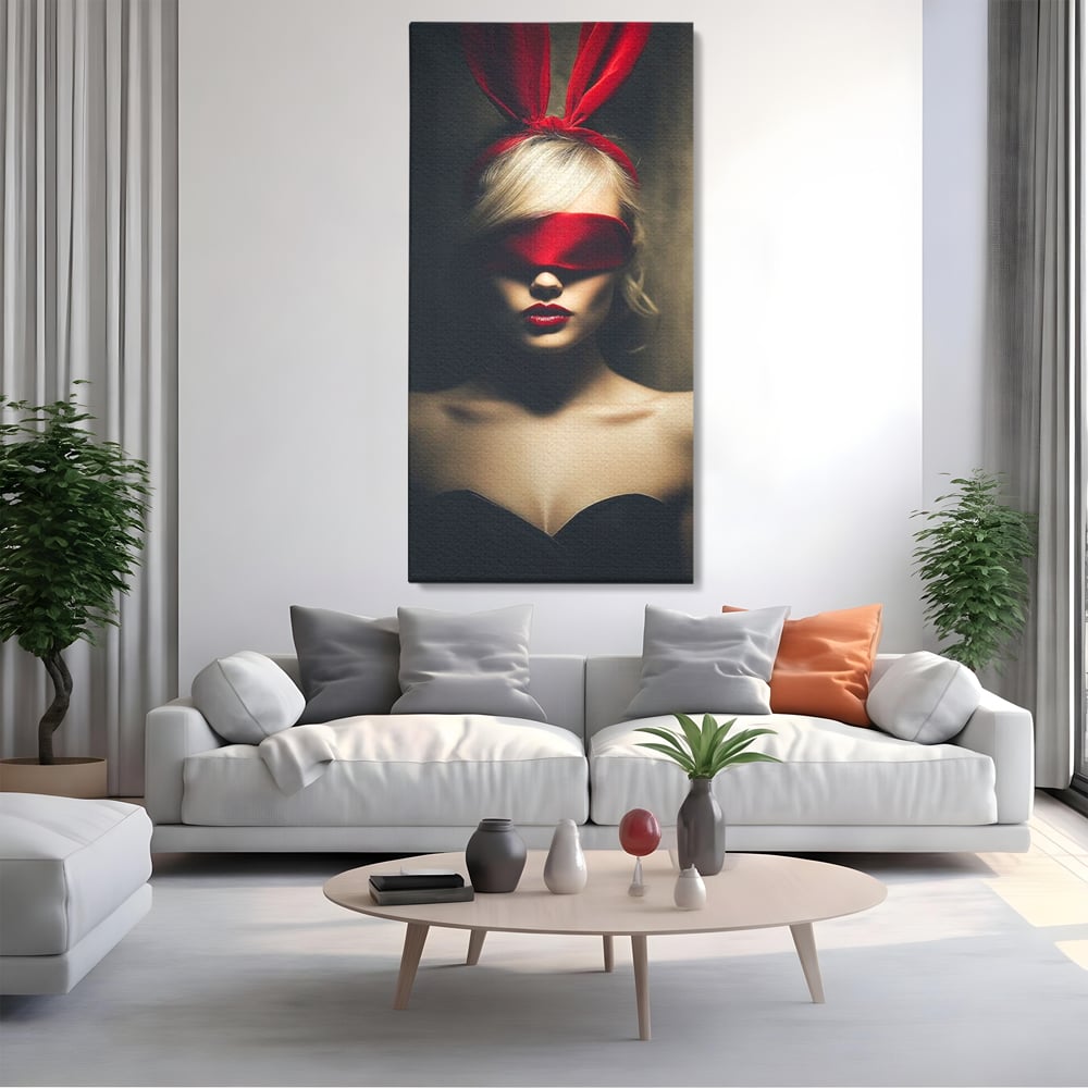Tablou canvas cu tablou canvas cu femeie si urechi de iepuras, fara rama, pe sasiu de lemn, pe perete intr-un living