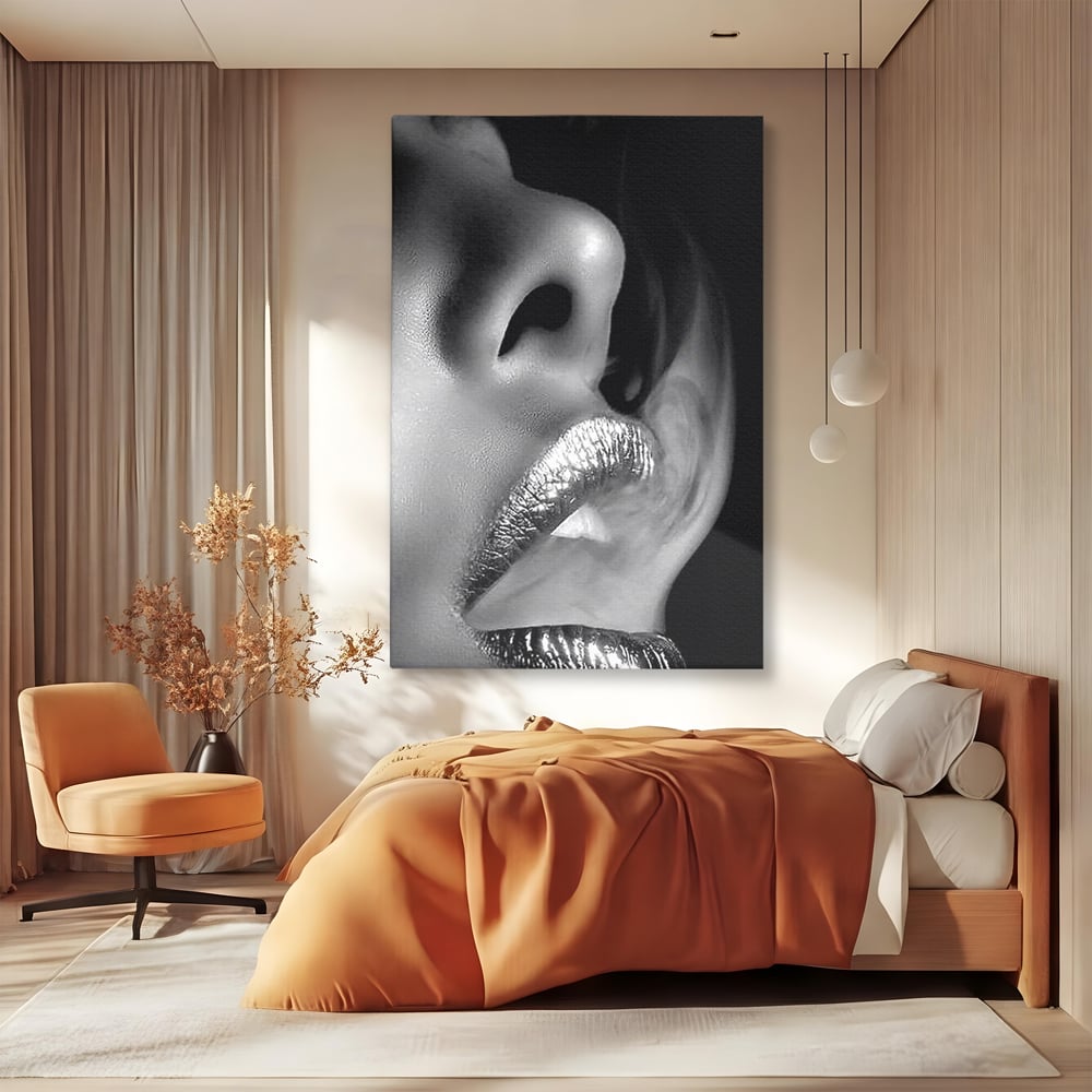 Tablou canvas cu tablou canvas cu buze si fum, fara rama, pe sasiu de lemn, pe perete intr-un dormitor