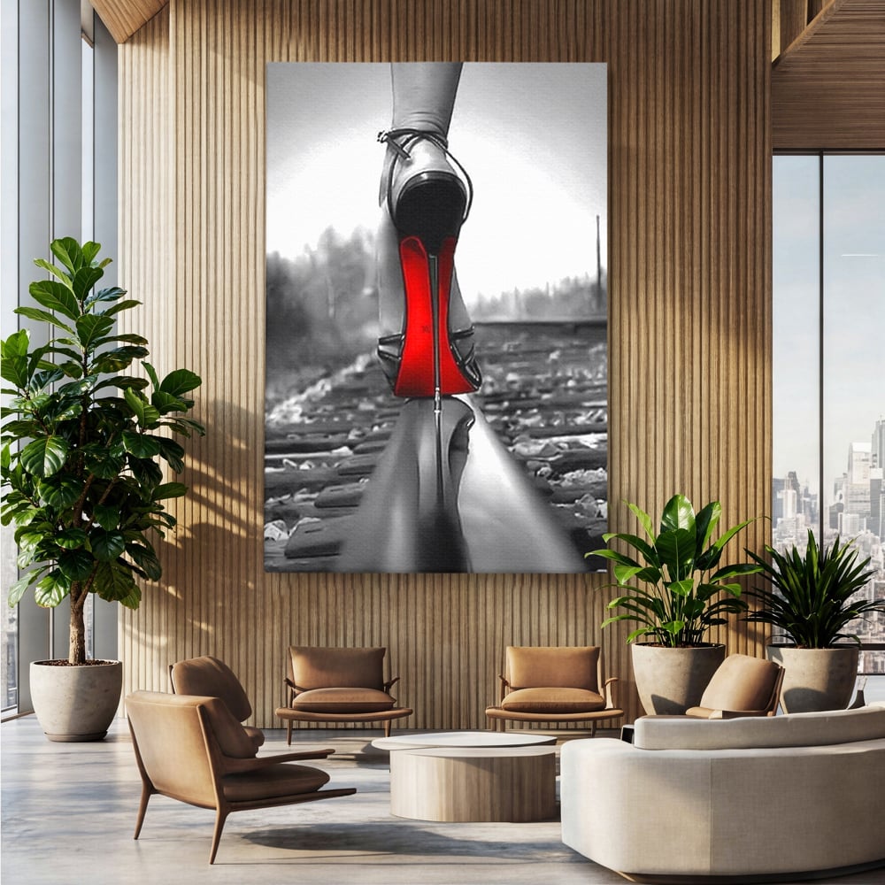 Tablou canvas cu tablou canvas cu pantof pe sina, fara rama, pe sasiu de lemn, pe perete intr-un birou