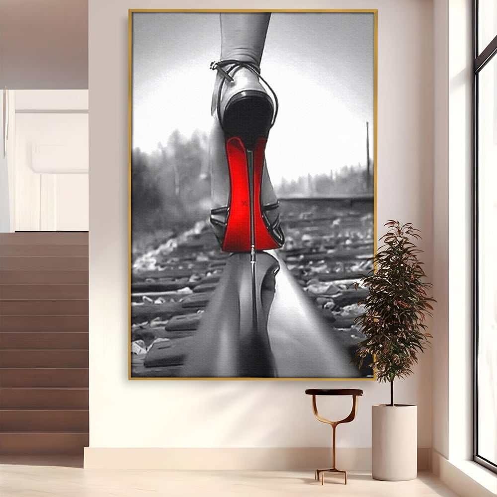 Tablou canvas cu tablou canvas cu pantof pe sina, in rama de aluminiu auriu