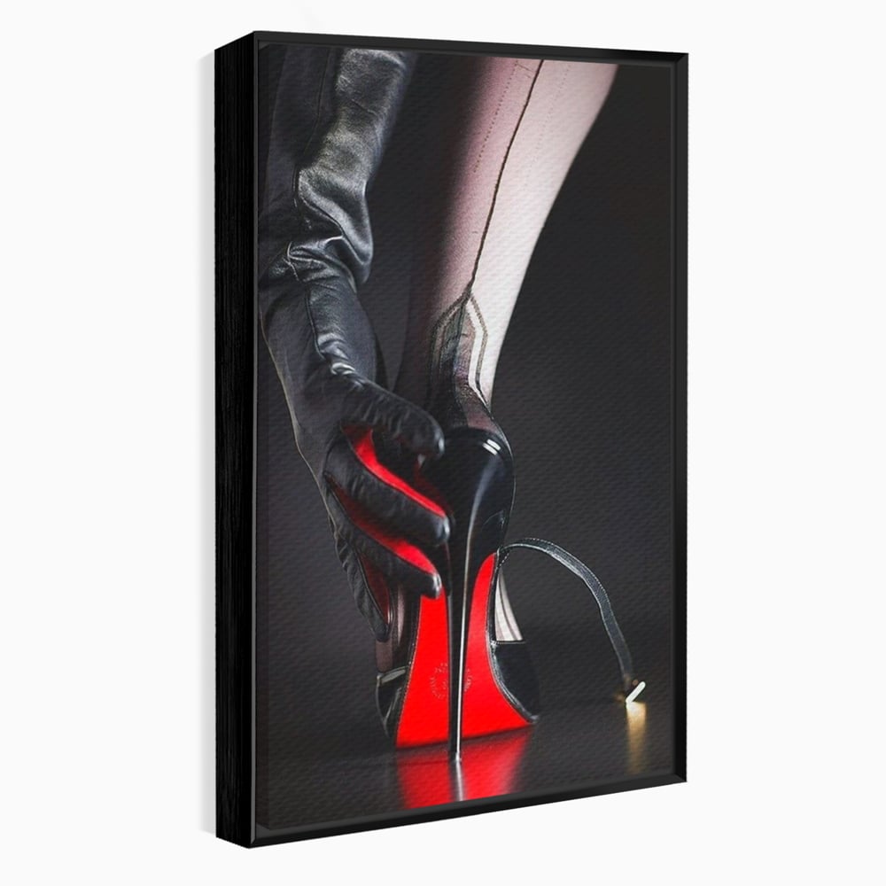 Tablou canvas cu tablou canvas cu pantof rosu si picior, in rama de aluminiu negru