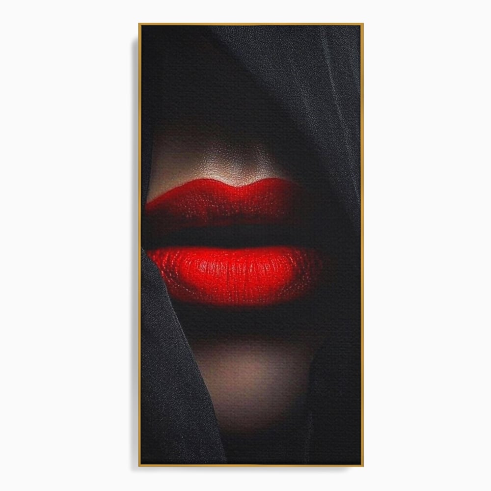 Tablou canvas cu buze rosii acoperite cu un voal negru, in rama de aluminiu auriu