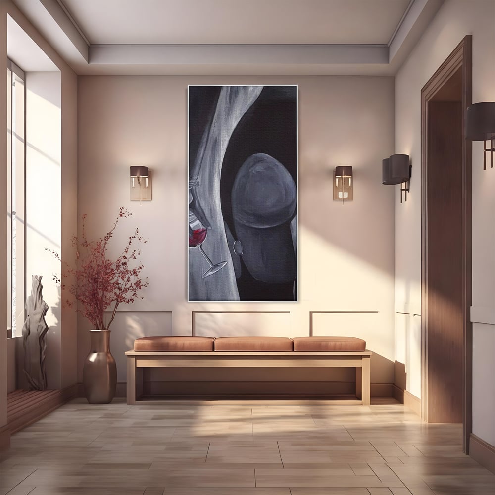 Tablou canvas cu pictura minimalista cu femeie si pahar de vin, in rama de aluminiu argintiu