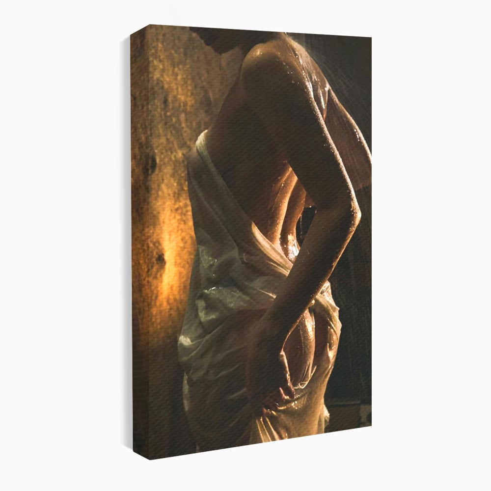 Tablou canvas cu tablou canvas cu silueta umeda in lumina calda, fara rama, pe sasiu de lemn