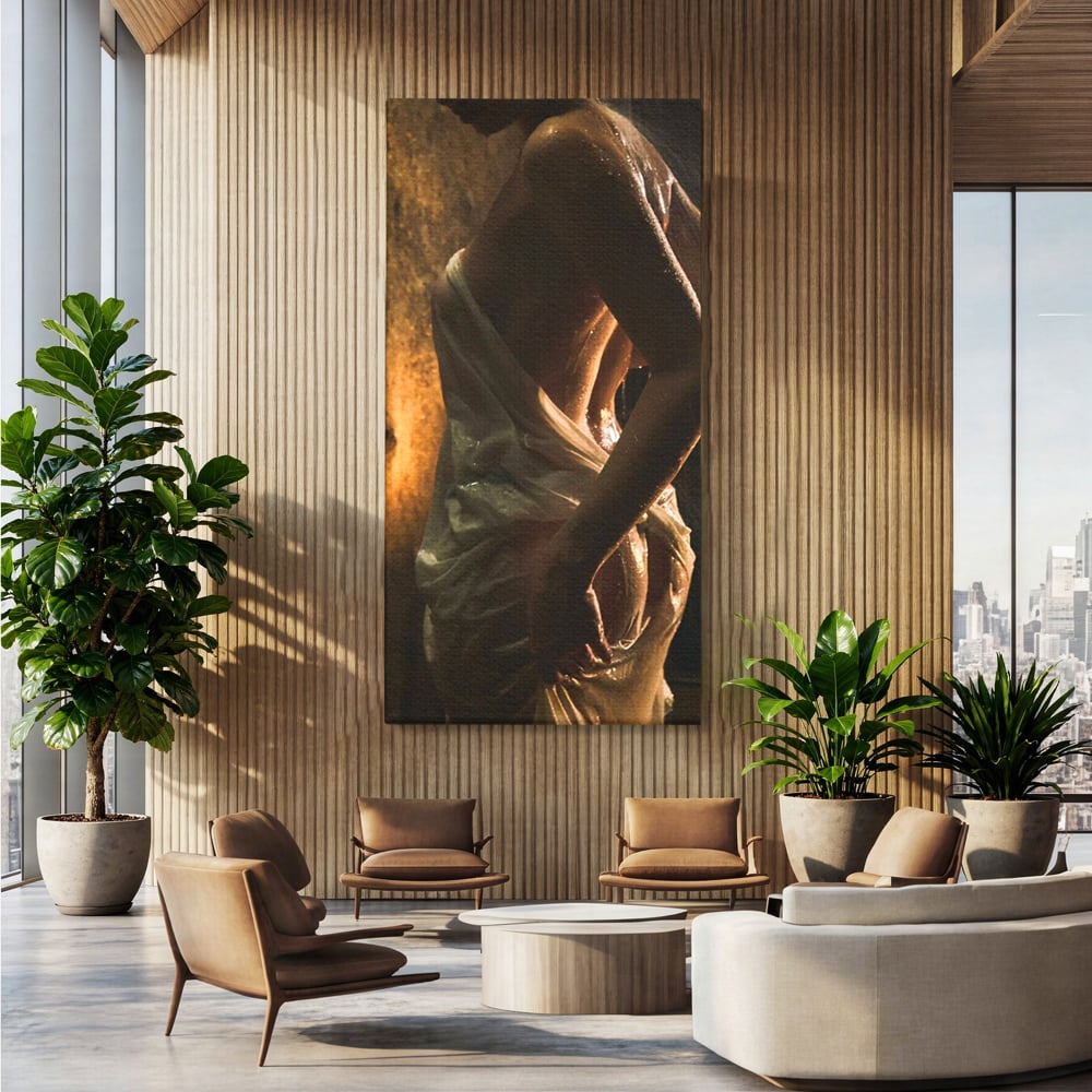 Tablou canvas cu tablou canvas cu silueta umeda in lumina calda, fara rama, pe sasiu de lemn, pe perete intr-un birou