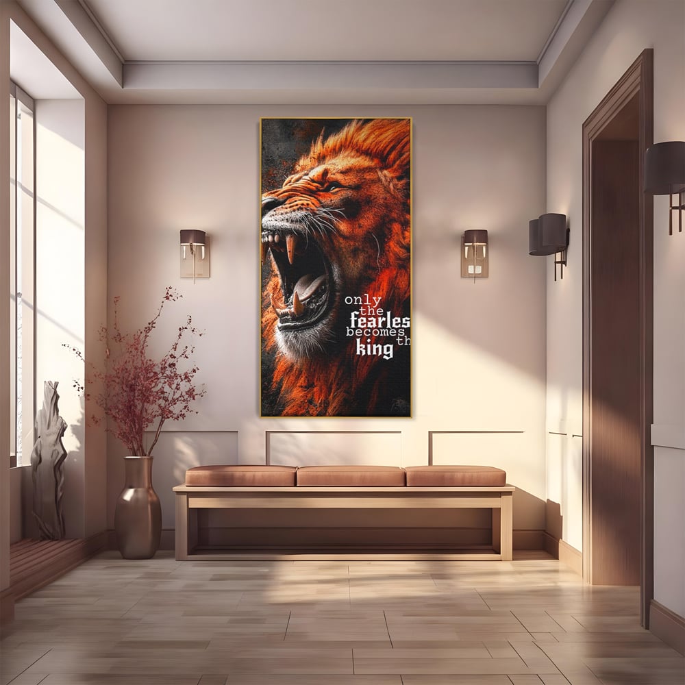 Tablou canvas cu ilustratie digitala cu leu care raguseste, in rama de aluminiu auriu