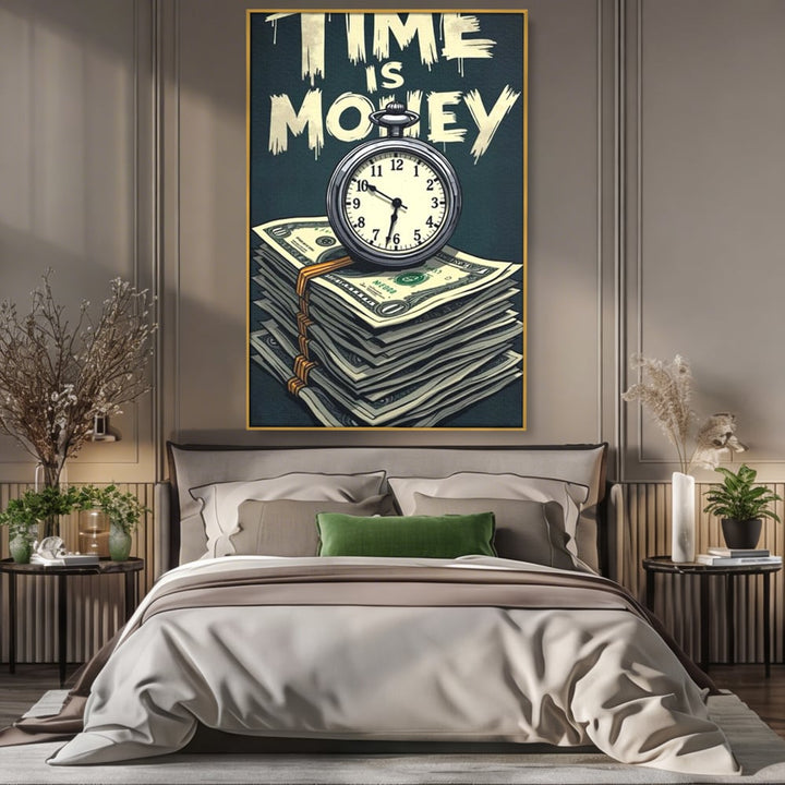 Tablou canvas cu ilustratie cu ceas de buzunar si teanc de bani, in rama de aluminiu auriu, pe perete intr-un dormitor