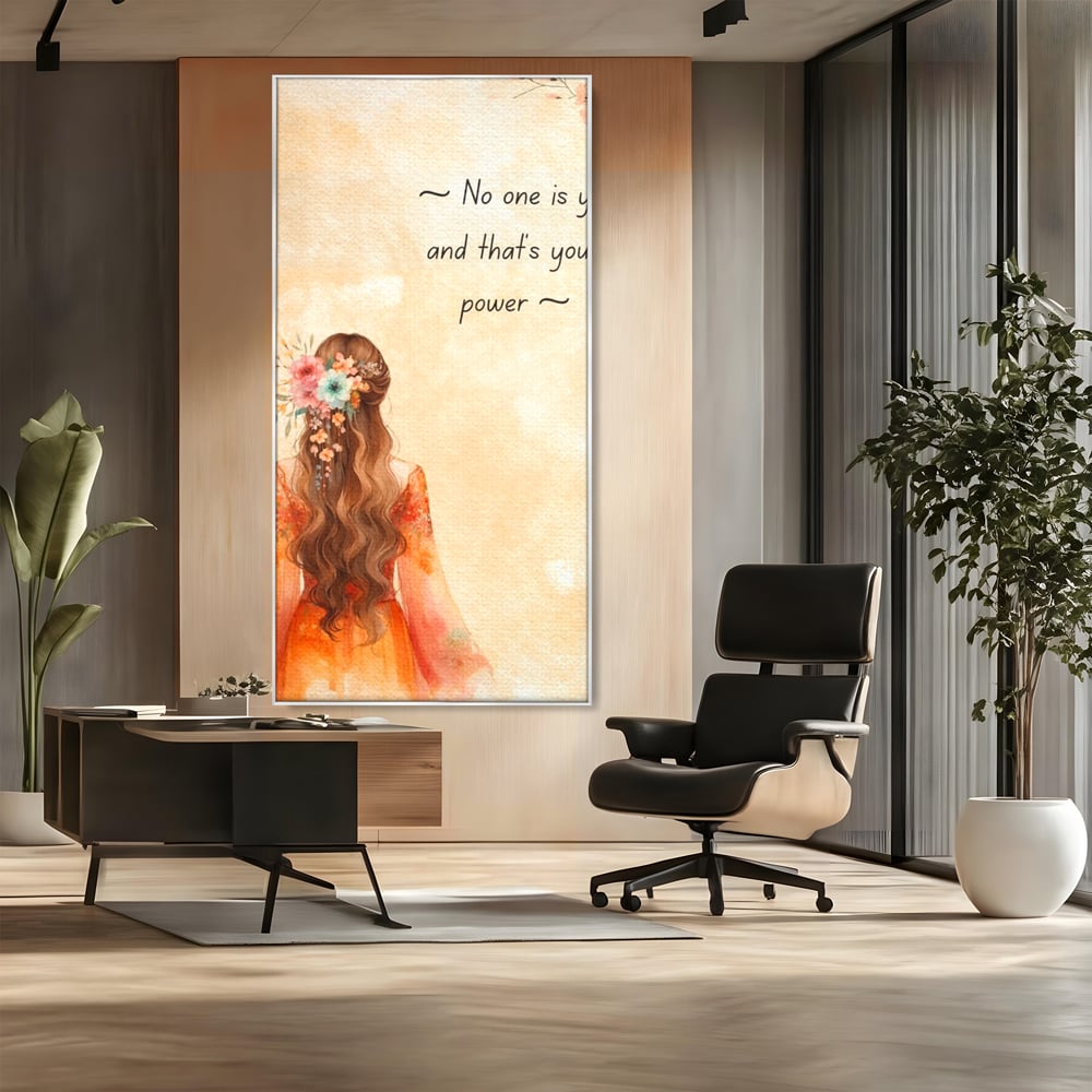 Tablou canvas cu tablou canvas cu femeie si flori, in rama de aluminiu argintiu, pe perete intr-un birou
