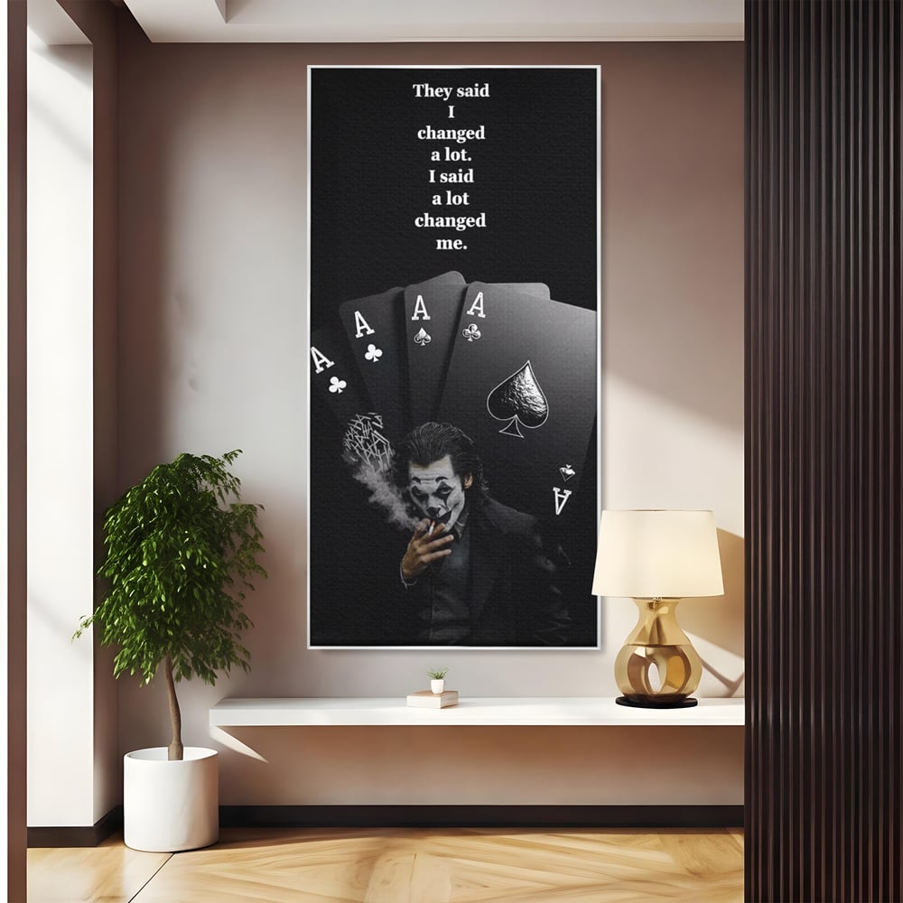 Tablou canvas cu tablou motivational cu joker si carti de joc, in rama de aluminiu argintiu