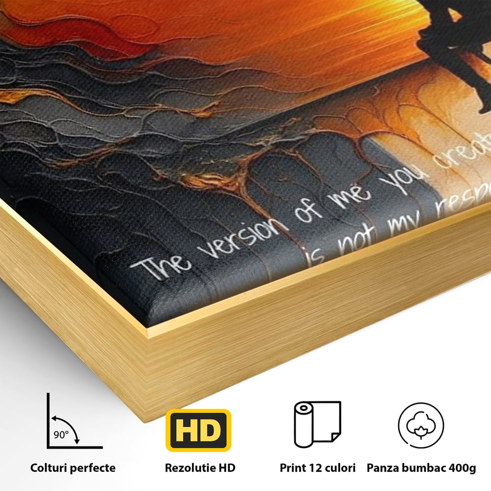Detaliu al suprafetei: tablou canvas cu silueta pe fundal de apus, in rama de aluminiu auriu