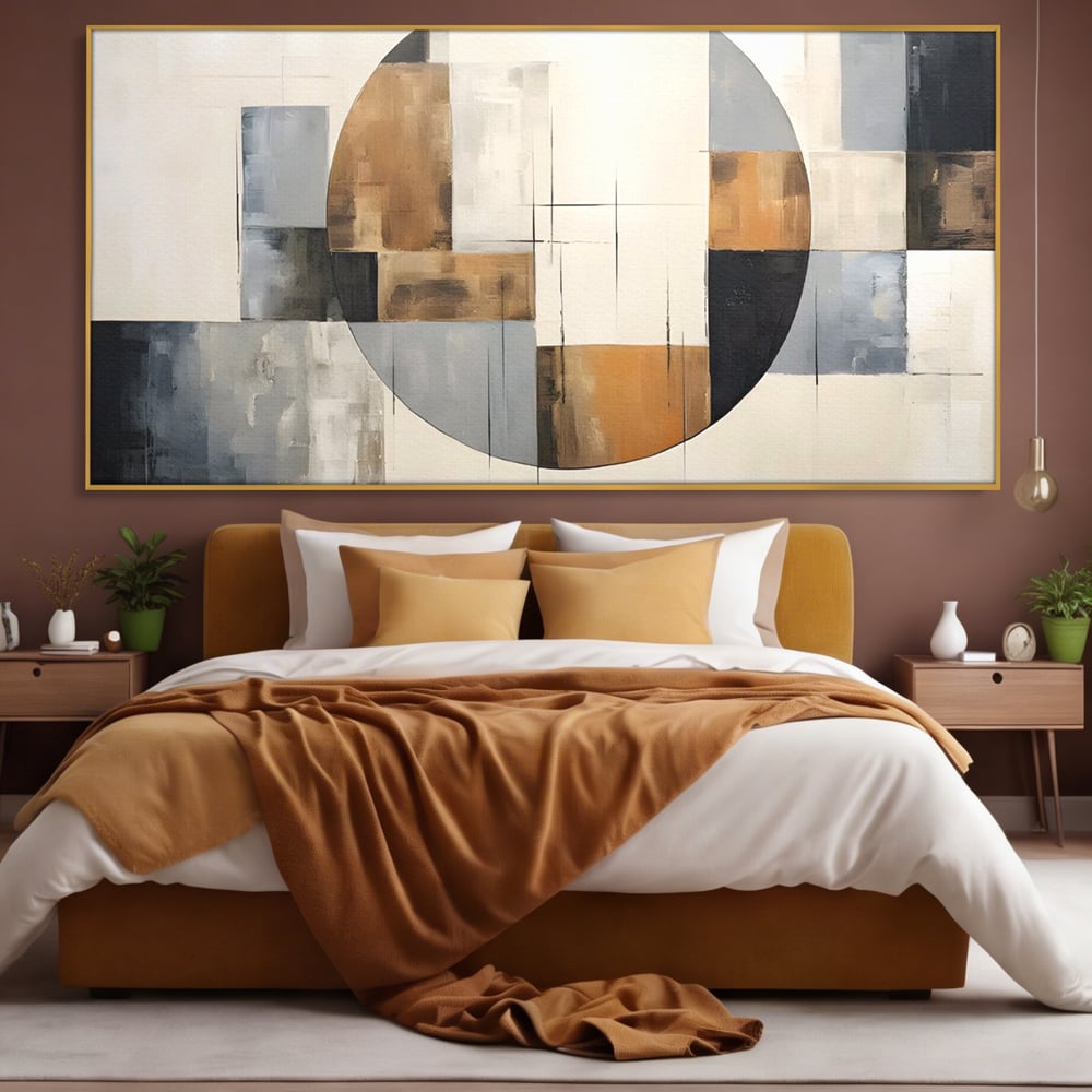 Tablou canvas cu pictura canvas cu linii negre si forme geometrice, in rama de aluminiu auriu, pe perete intr-un dormitor