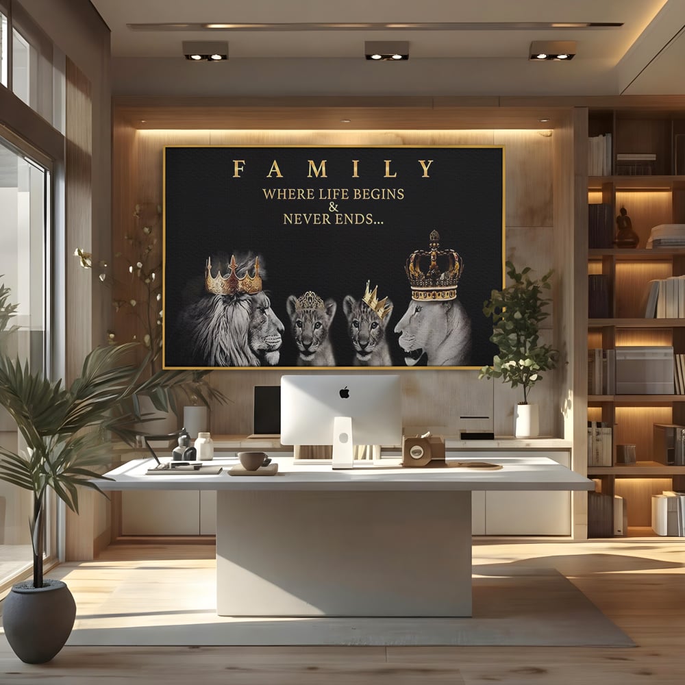 Tablou canvas cu tablou canvas cu familie de lei, in rama de aluminiu auriu, pe perete intr-un birou