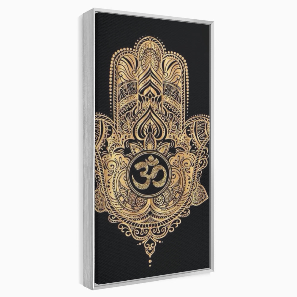 Tablou canvas cu illustratie digitala hamsa aurie, in rama de aluminiu argintiu