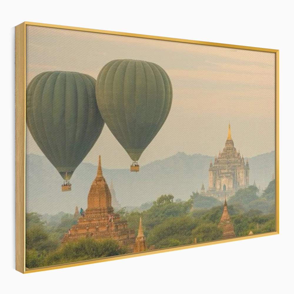 Tablou canvas cu tablou canvas cu peisaj din bagan, in rama de aluminiu auriu