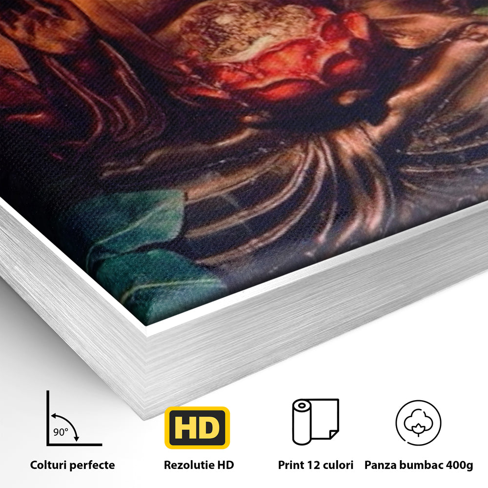 Detaliu al suprafetei: tablou canvas cu statuie buddha in meditatie, in rama de aluminiu argintiu